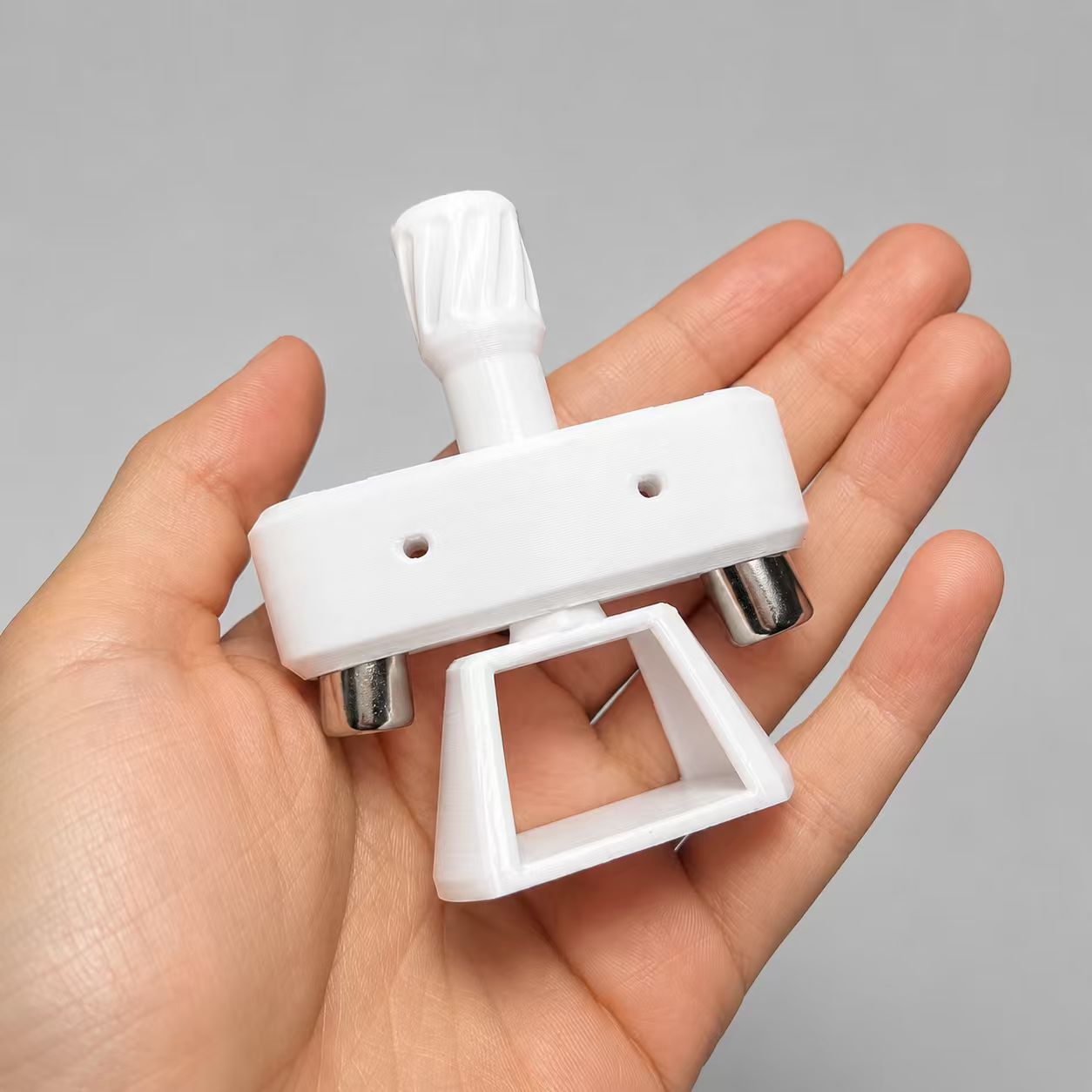 Cat Eye Nail Magnet Tool – 360° Rotation