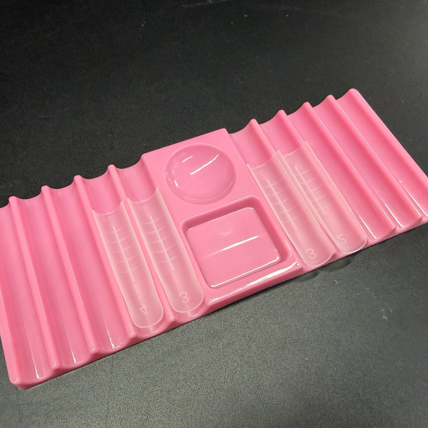dual form nail display