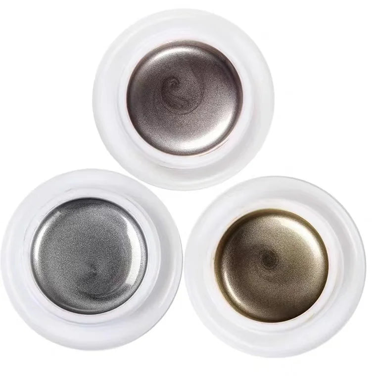 HEMA free metallic nail art gel 5g pot for fine line nail designs and salon-quality metallic accents